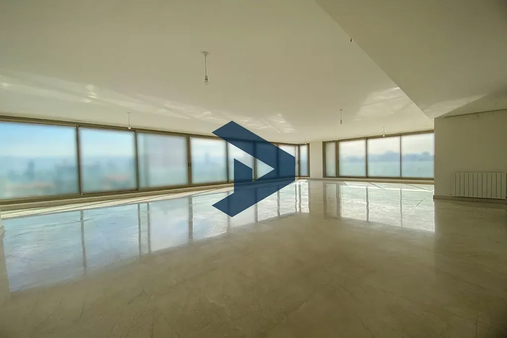 Apartment for sale in Clemenceau, Bayrut, Lebanon - 4 bed, 6 bath