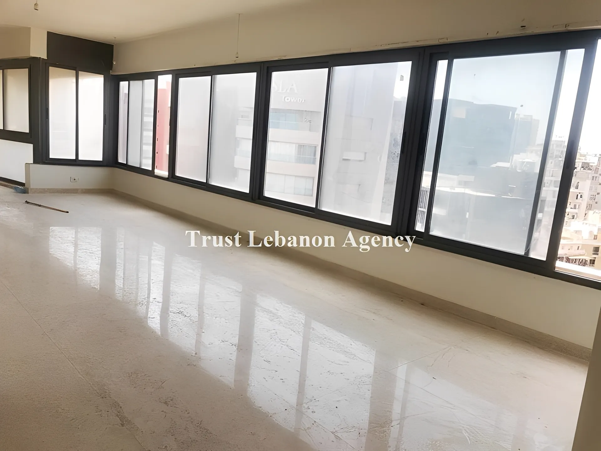 Apartment for Sale in Achrafieh Sioufi - 3 bed, 5 bath