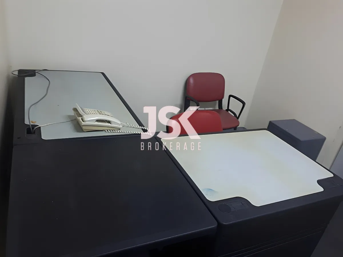 Office for rent in Daoura