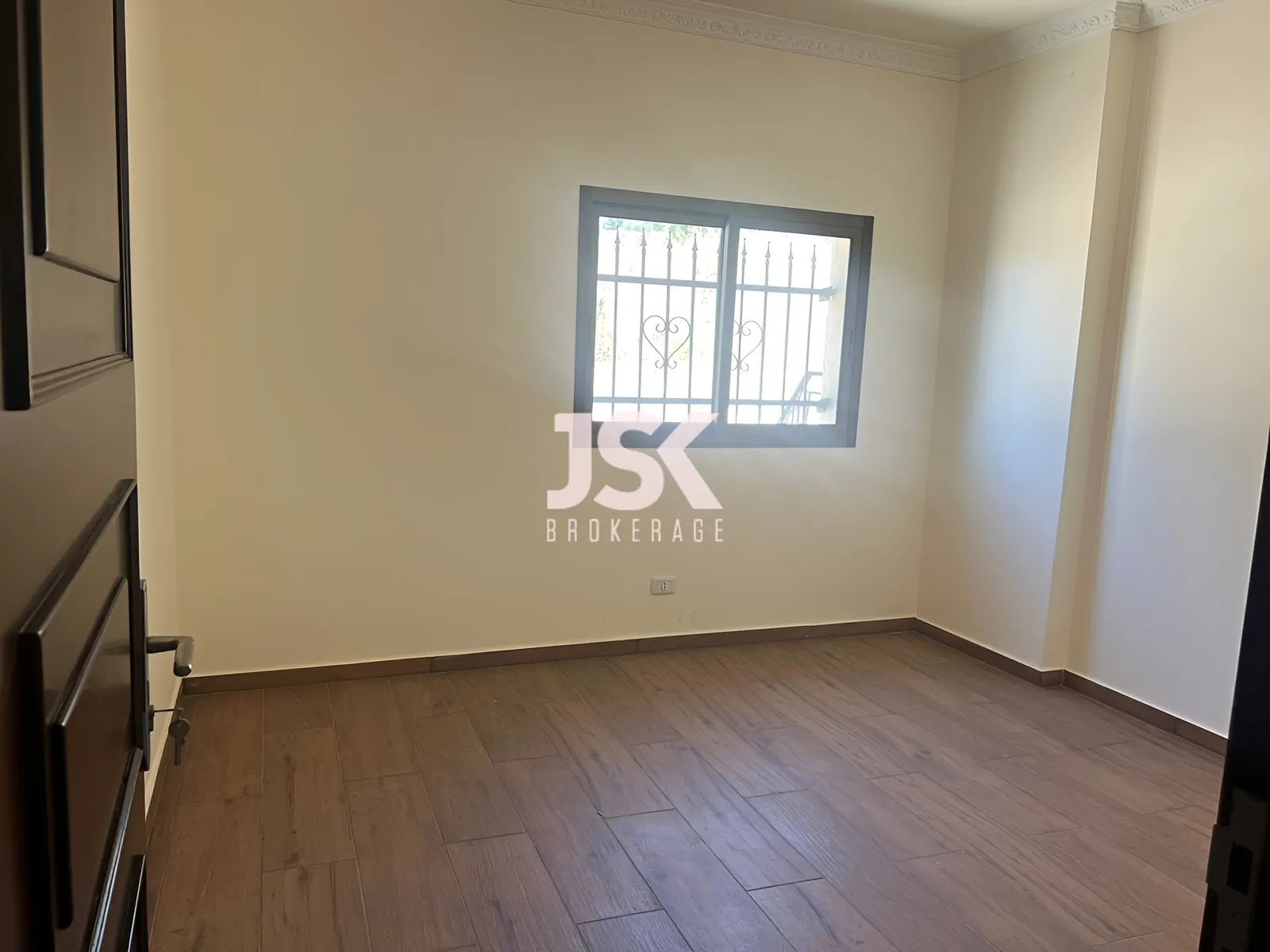 Apartment for Sale in Aley