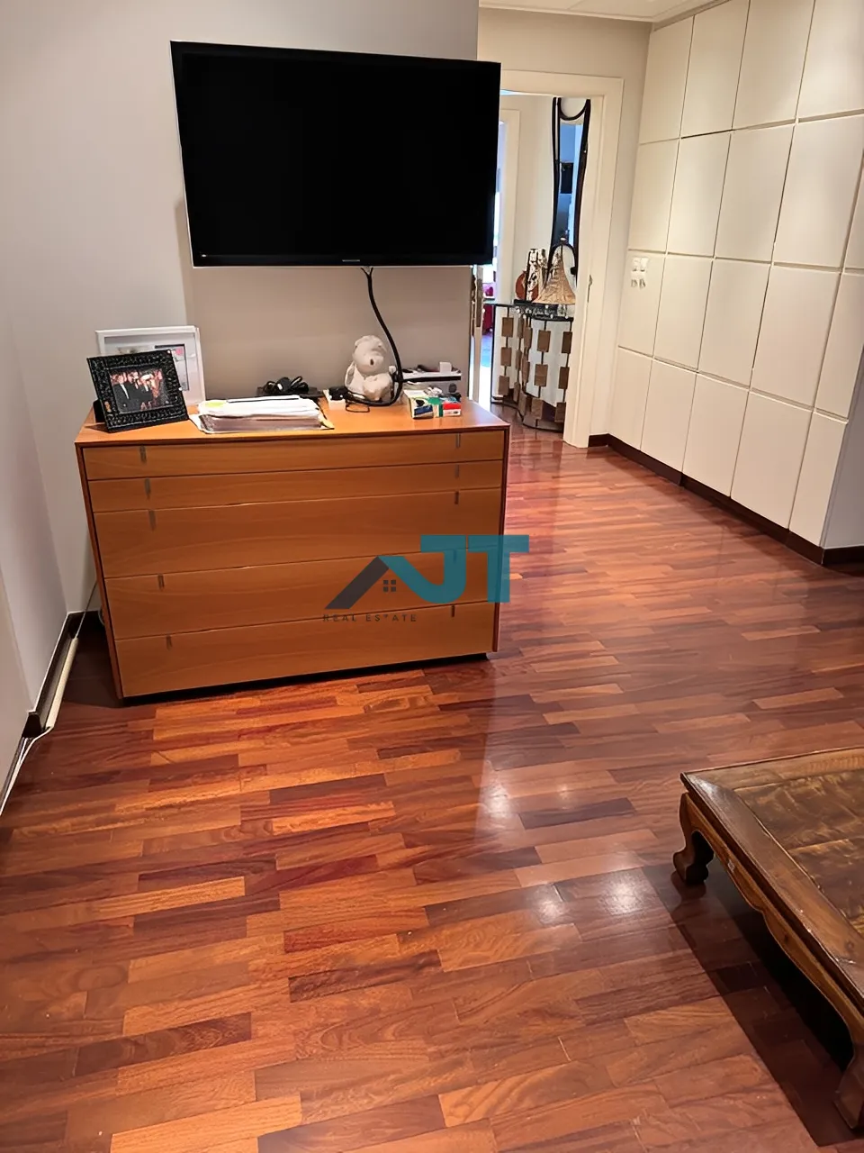 Apartment for Rent in Sursock