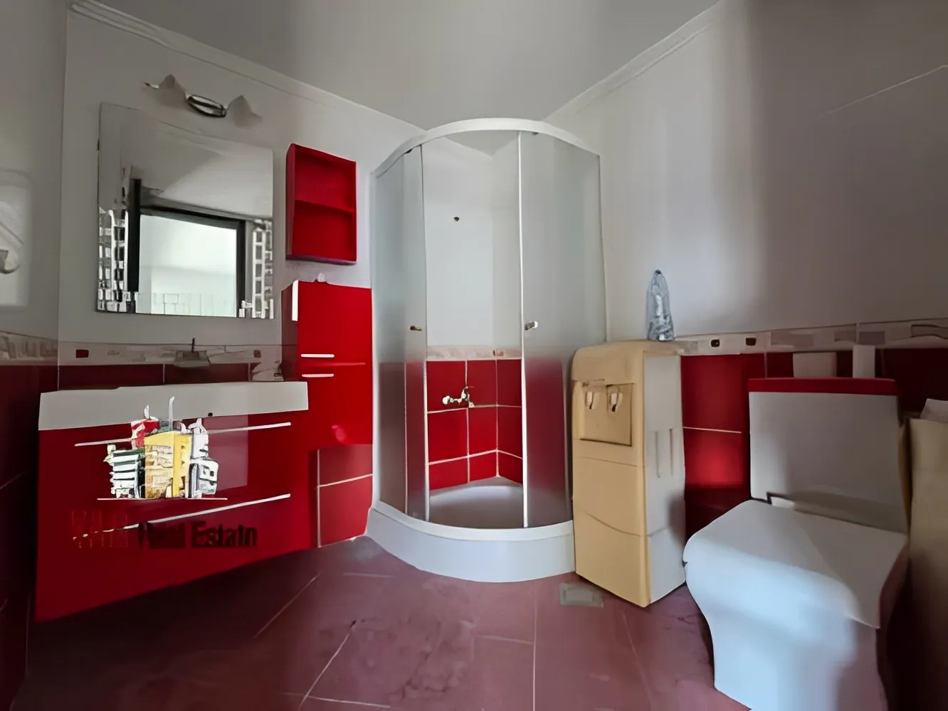Apartment for Sale in Ballouneh