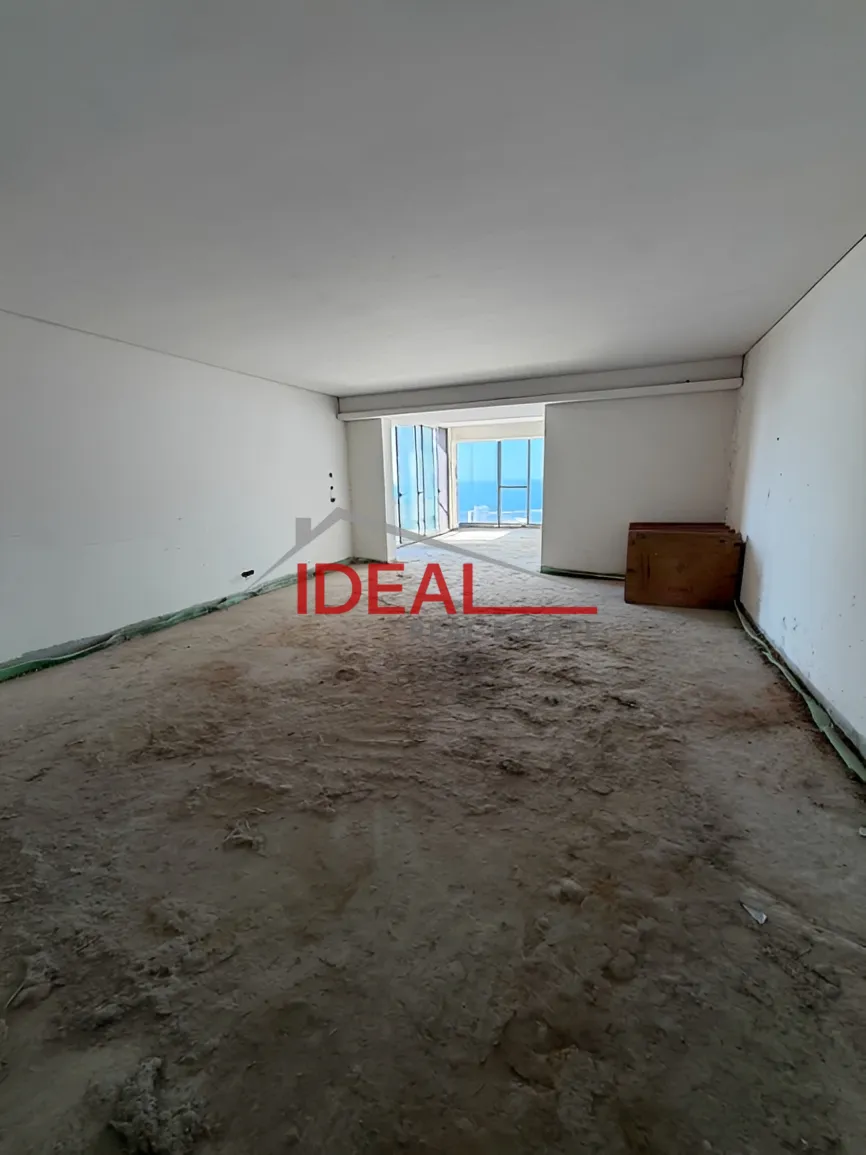 Apartment for sale in Achrafieh, Beirut, Lebanon - 3 bed, 5 bath