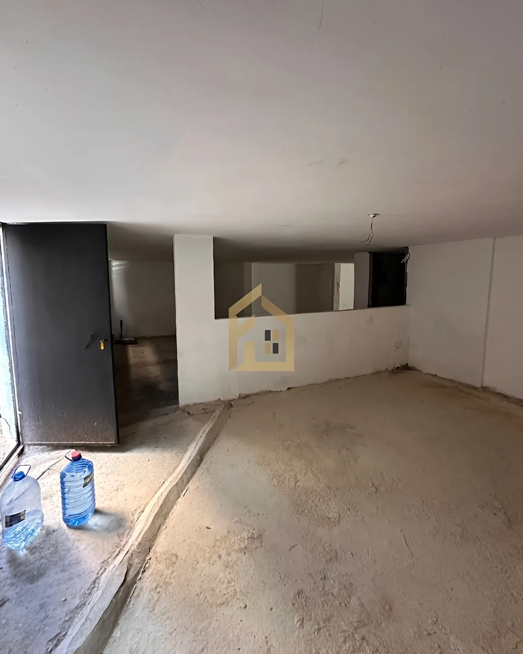 Warehouse for rent in Aamchit, Lebanon