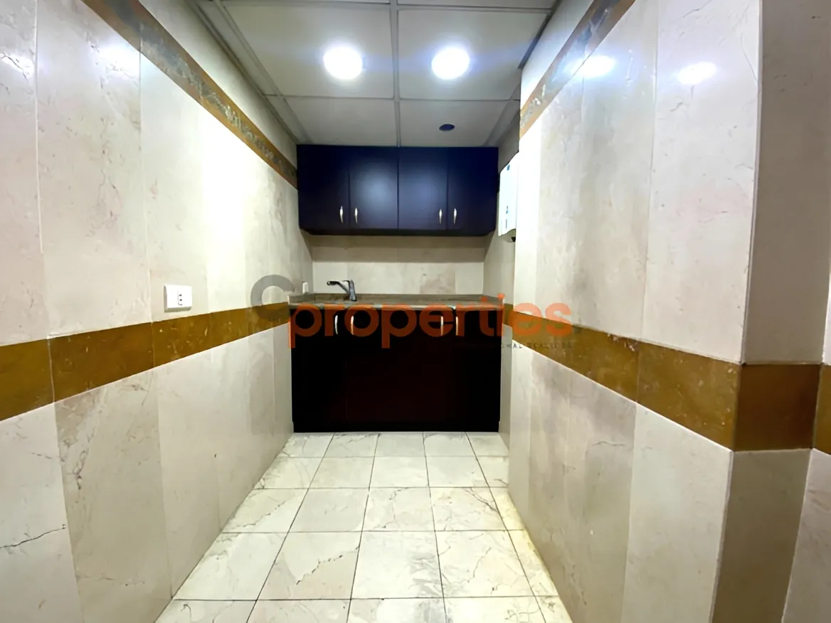 Showroom for Rent in Jal El Dib