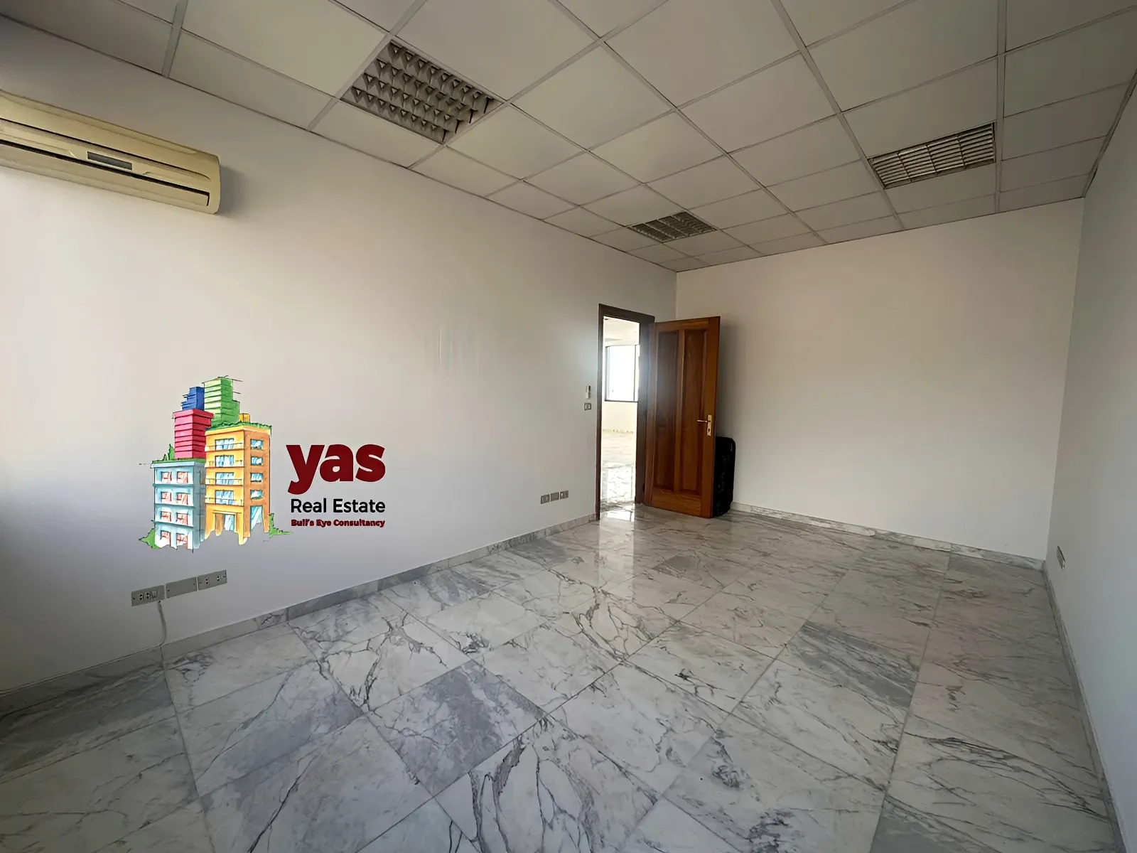 Office for rent in Zalqa