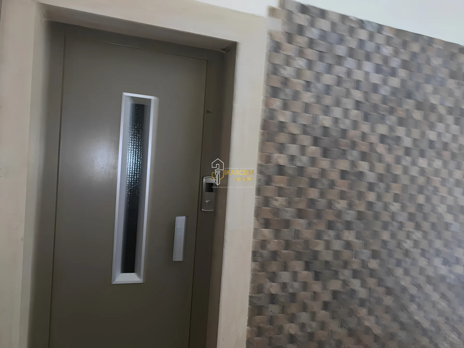 Building for Sale in Jal El Dib