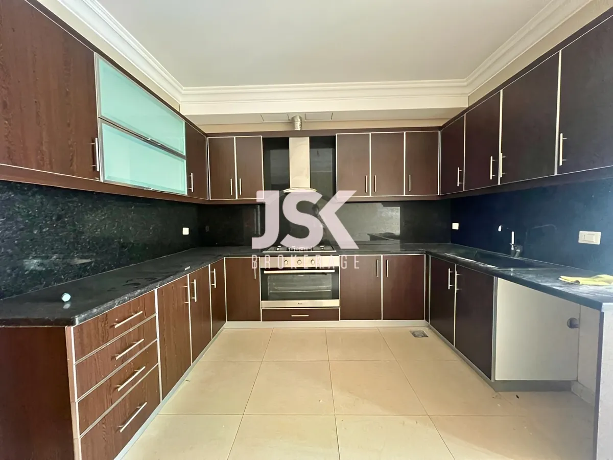 Apartment for Sale in Syoufi, Beirut, Lebanon