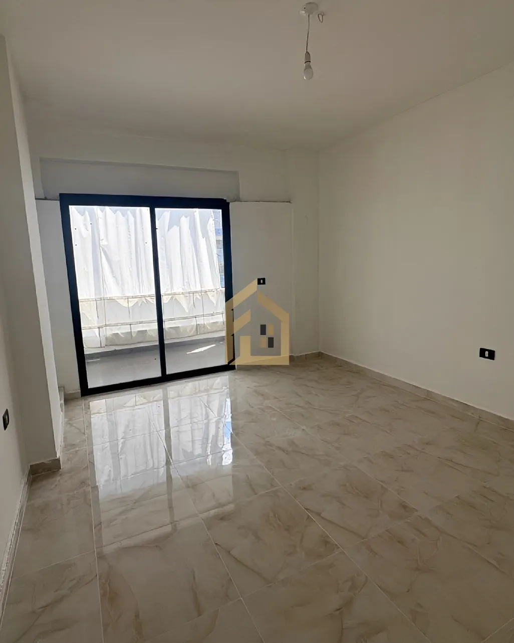 Apartment for rent in Corniche el Mazraa, Beirut, Lebanon