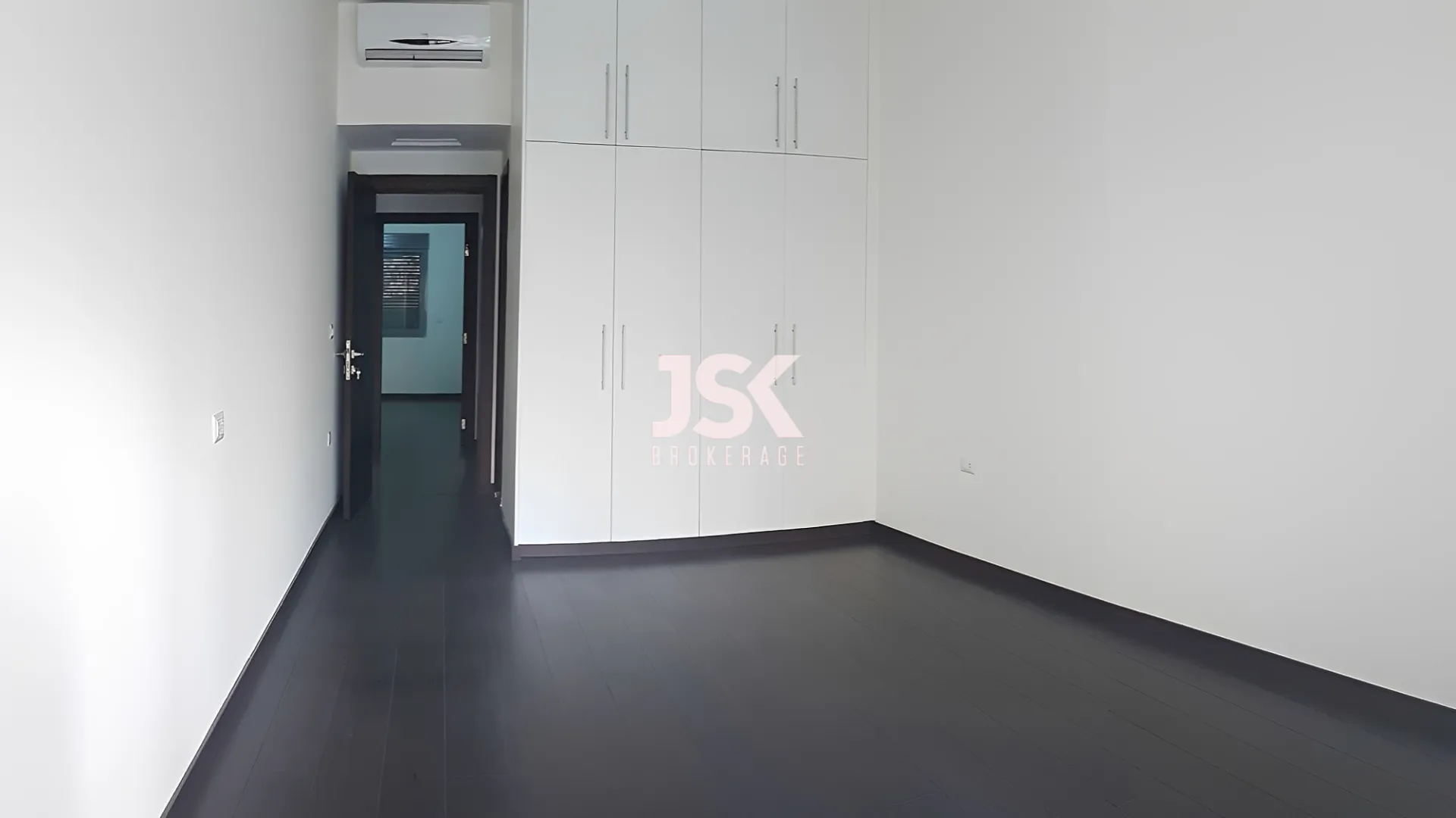 Apartment for Sale in Sioufi
