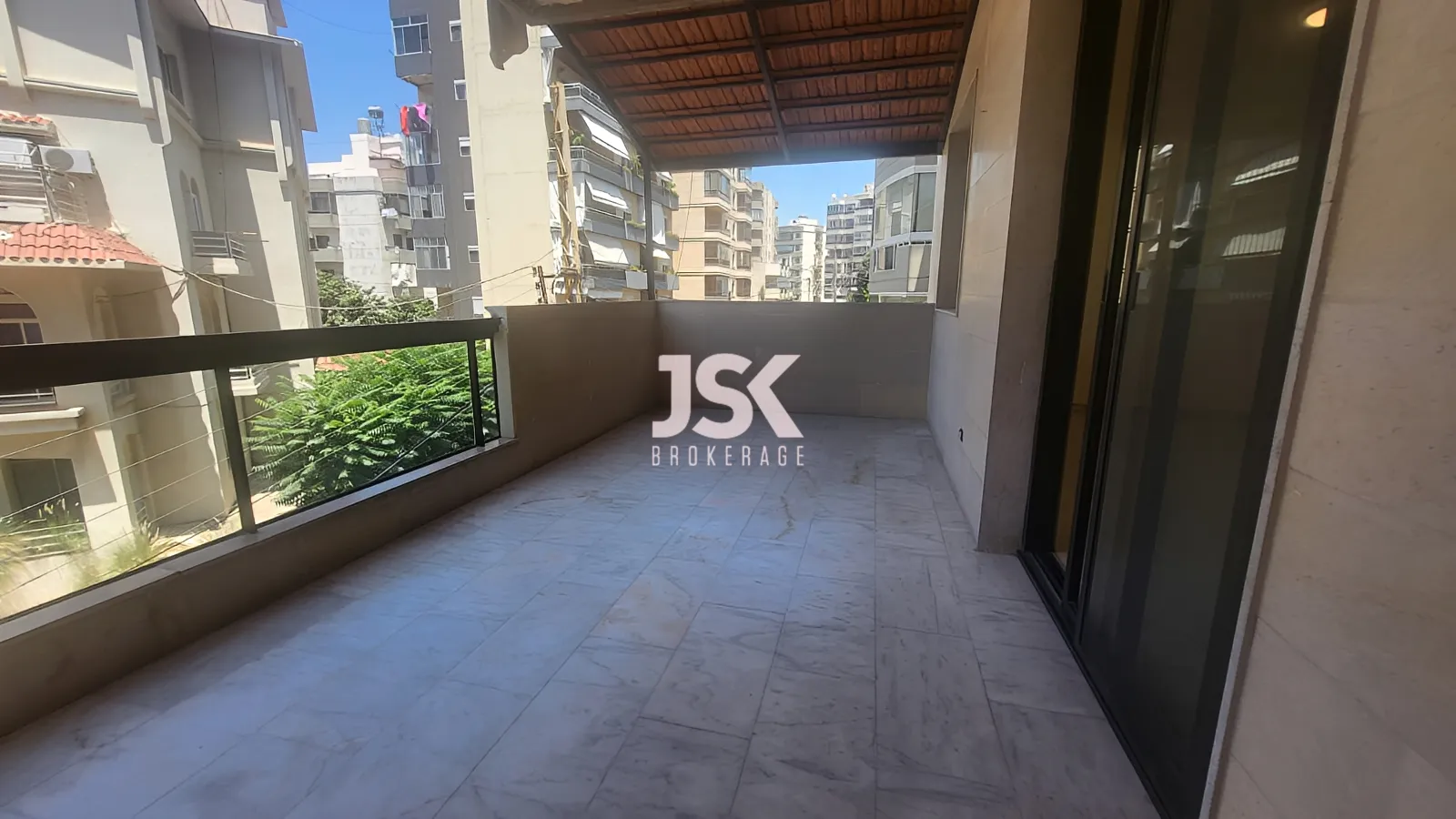 Apartment for Rent in Adonis - 3 bed, 2 bath