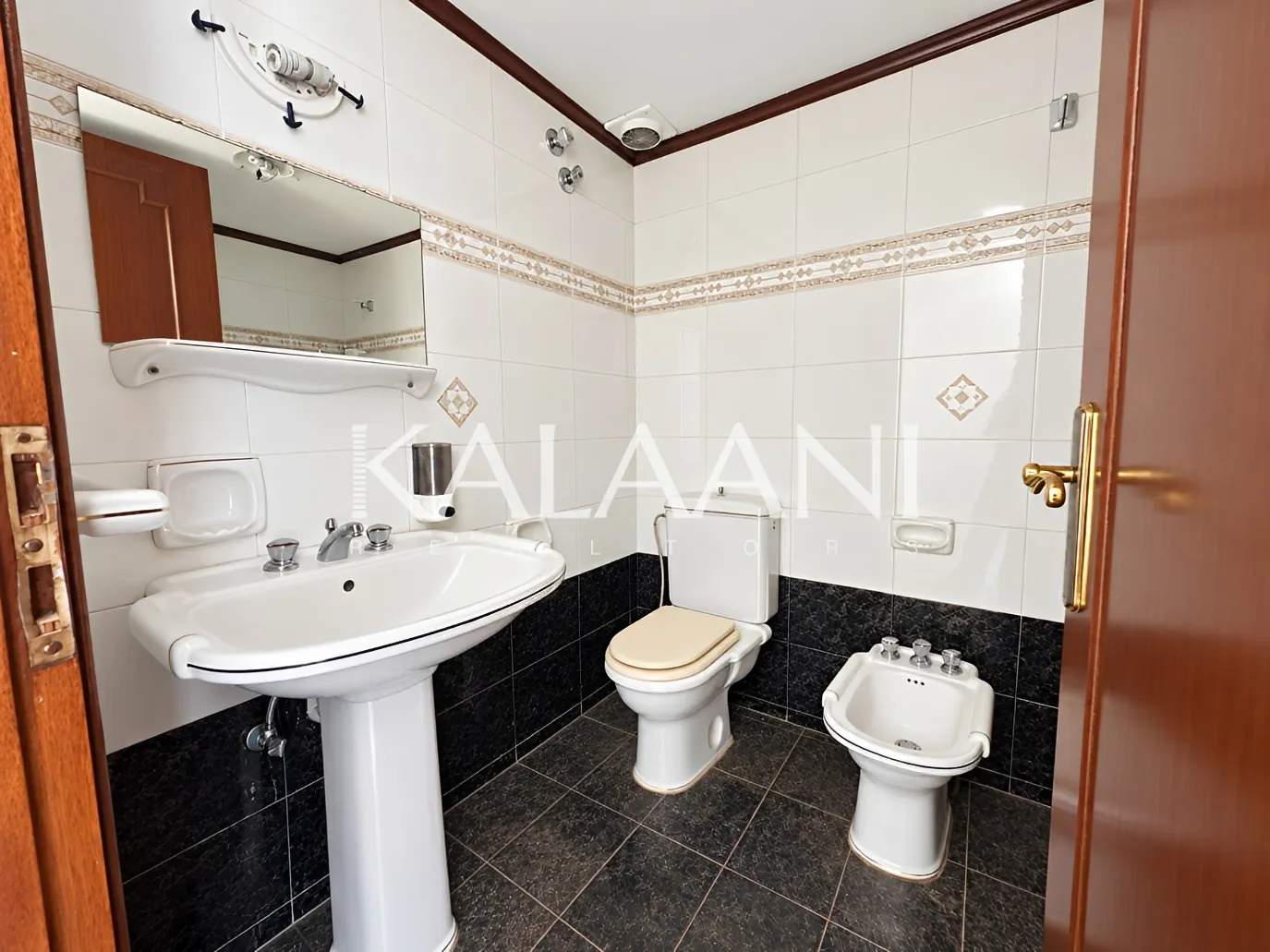 Apartment for sale in Zalqa