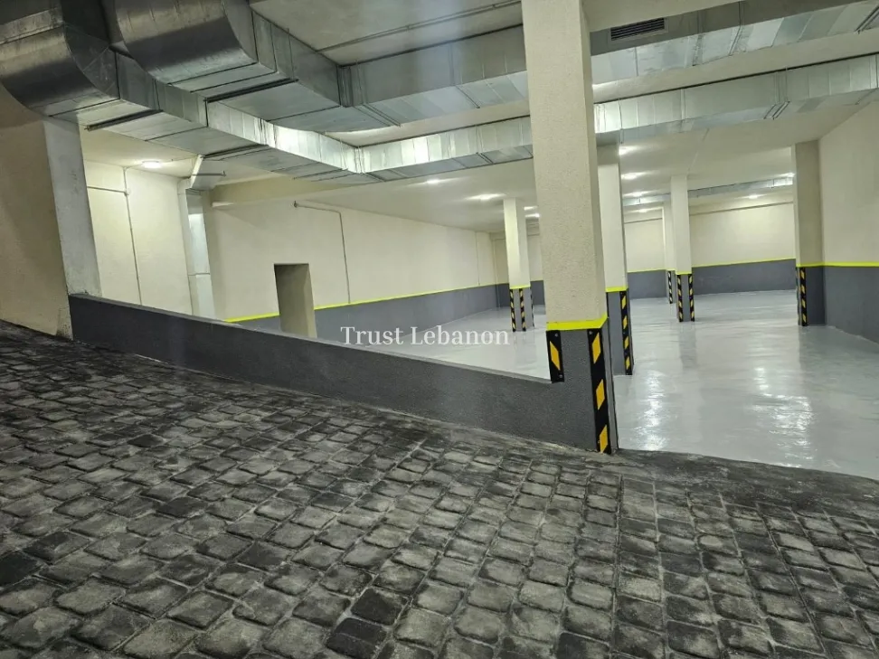 Warehouse for sale in Baabda, Lebanon