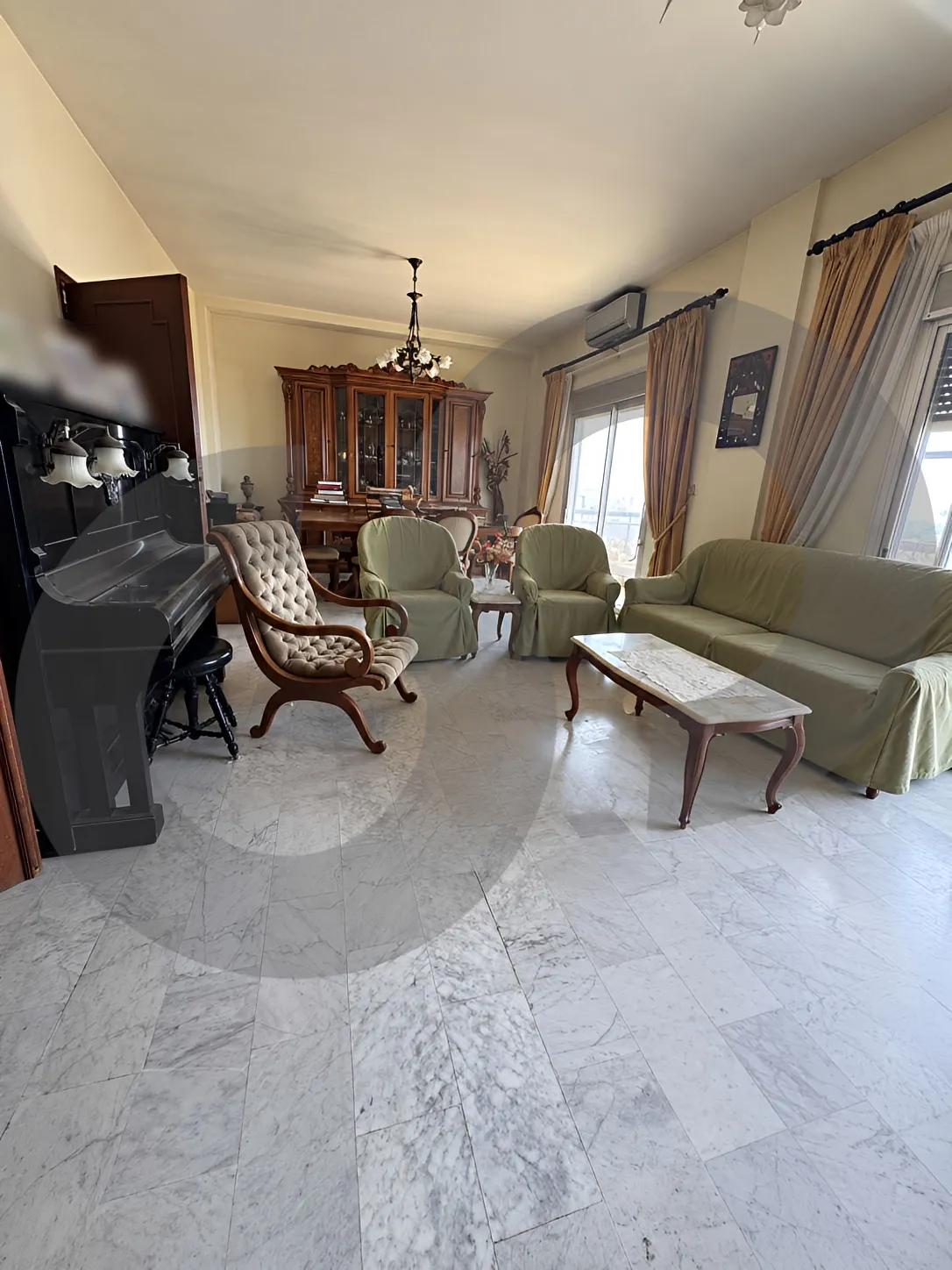 Apartment for Sale in Haret Sakher