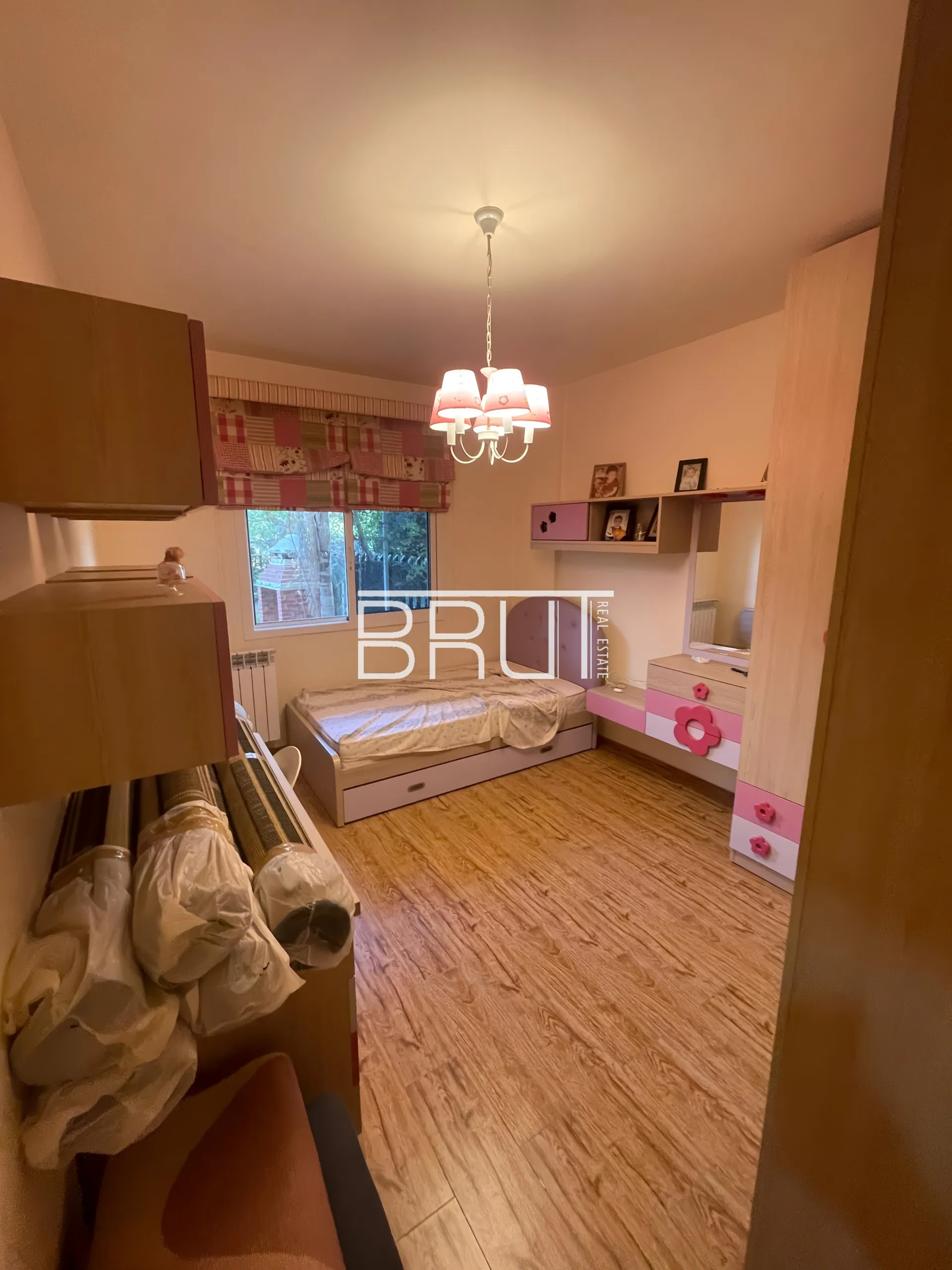 Apartment for Sale in Ballouneh
