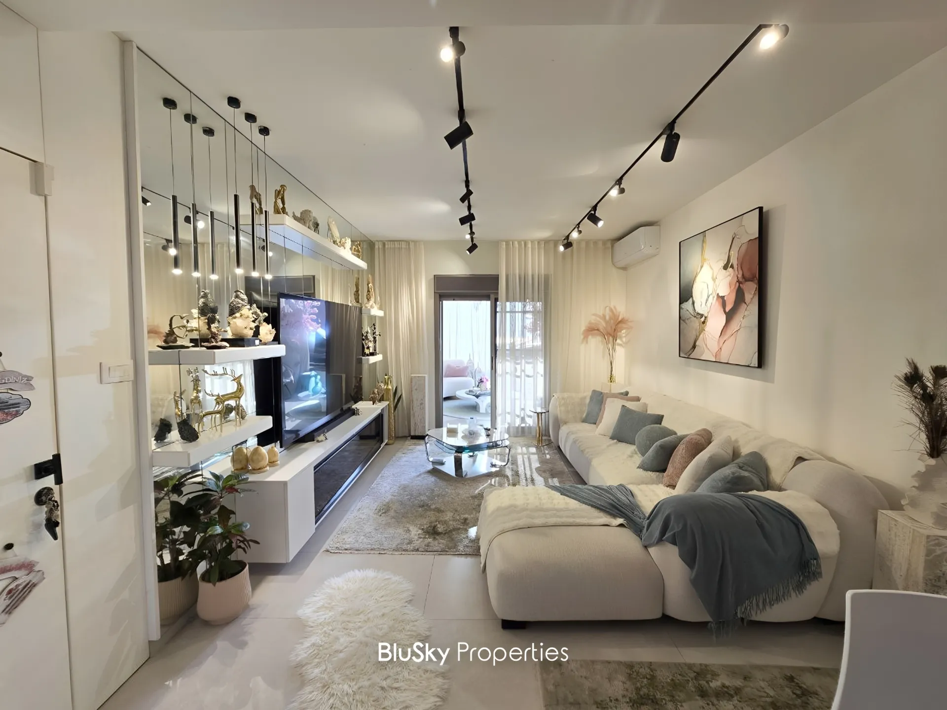 Apartment for sale in Mansourieh, lebanon - 1 bed, 3.0 bath
