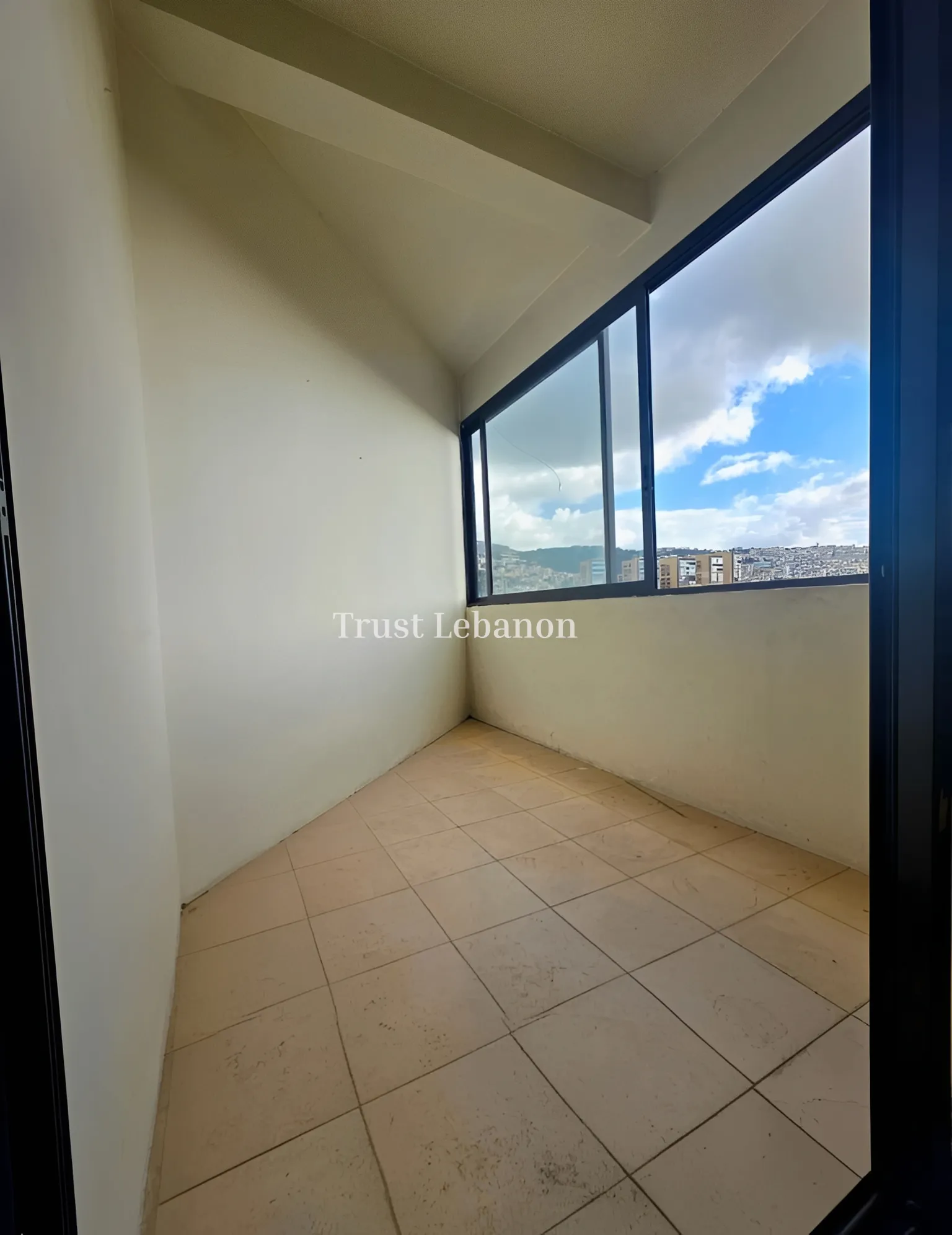 Apartment for sale in Baouchriyeh, Lebanon