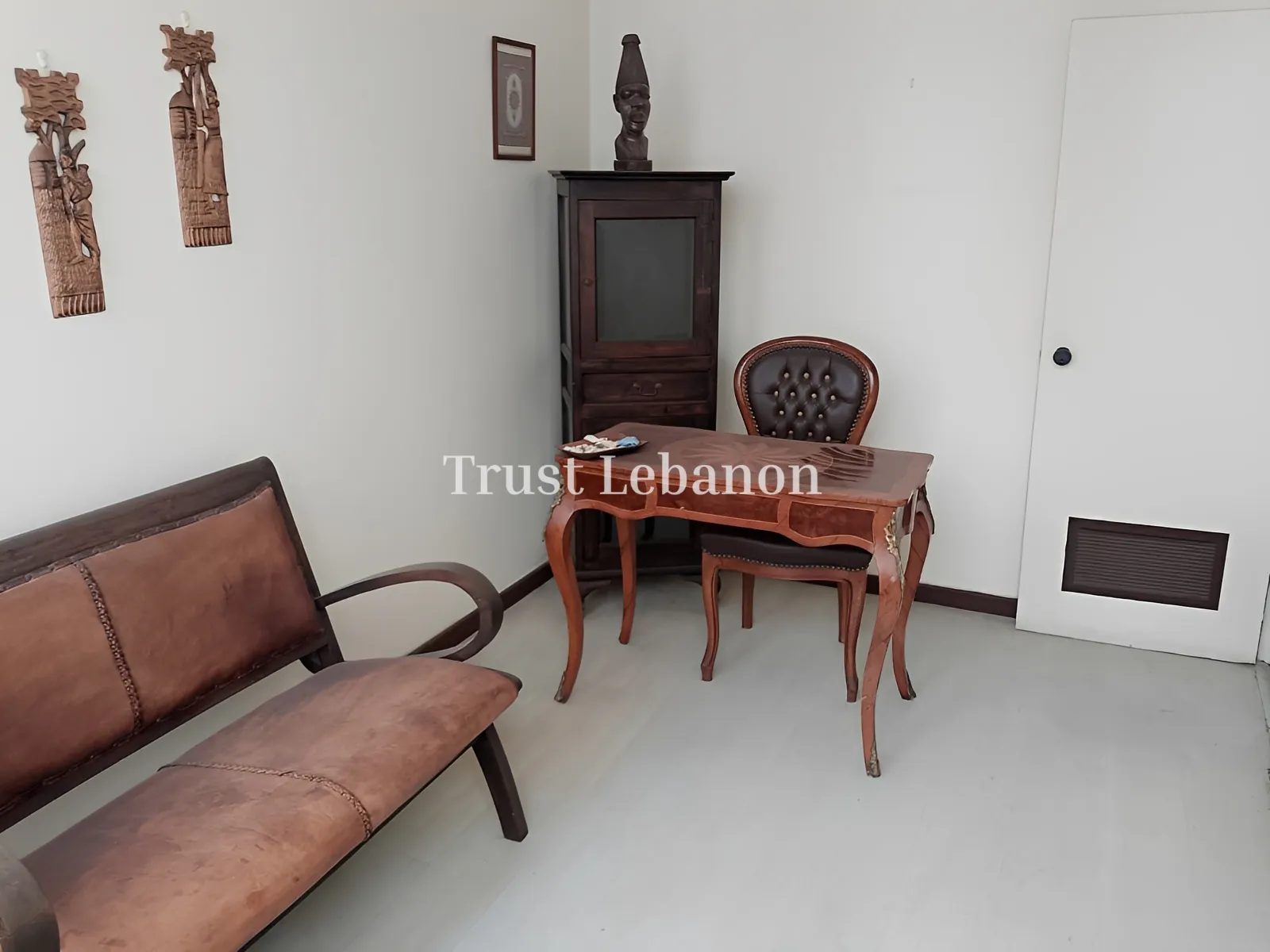 Office for rent in Achrafieh