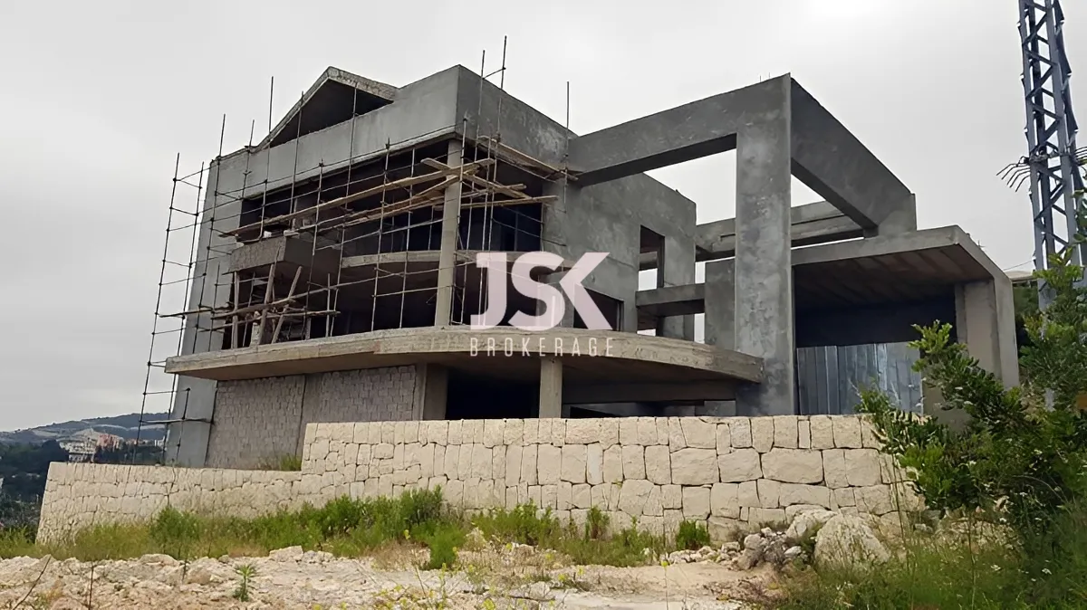 Villa for Sale in Fidar , Lebanon