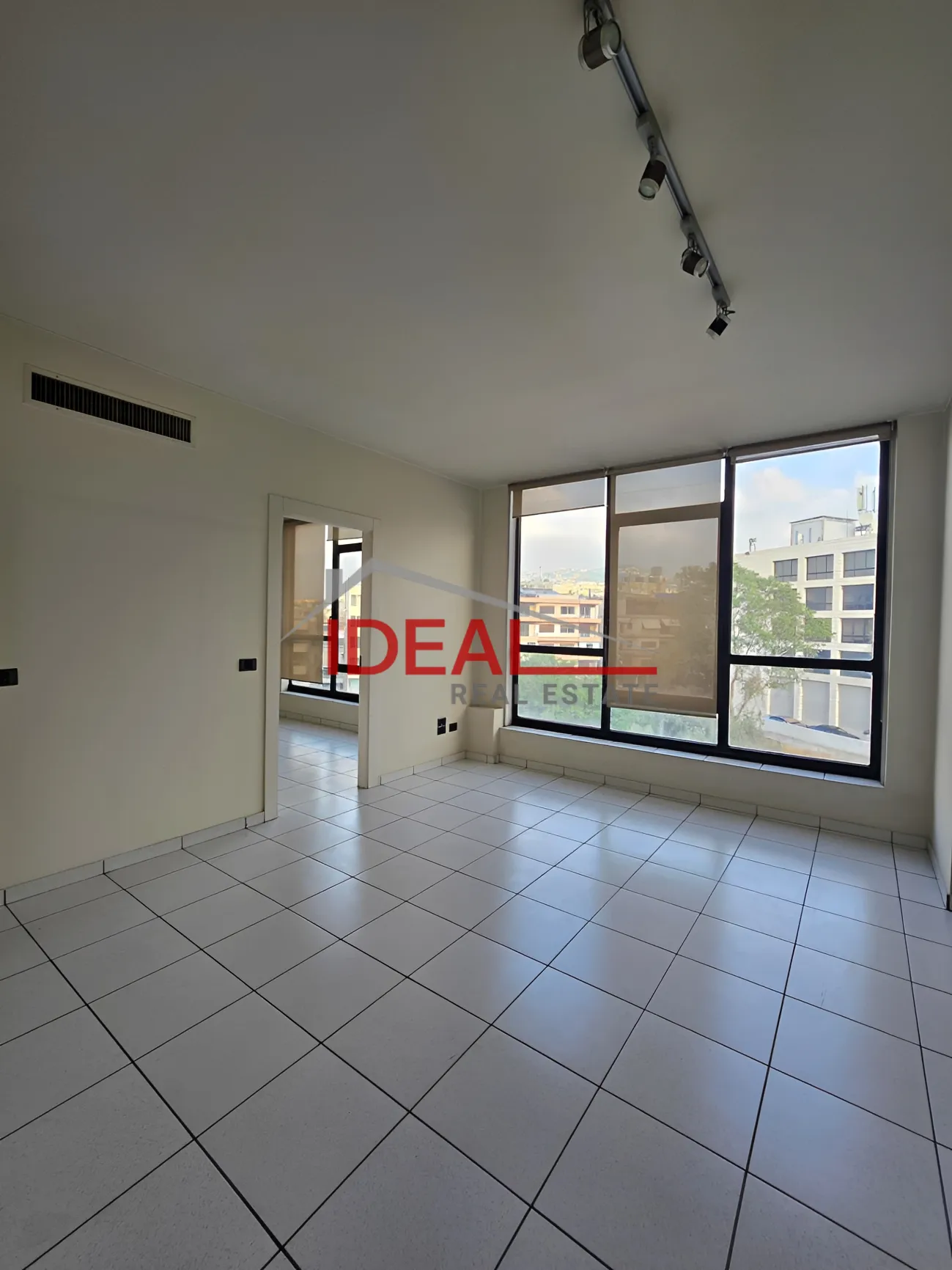 Office for rent in Hazmieh