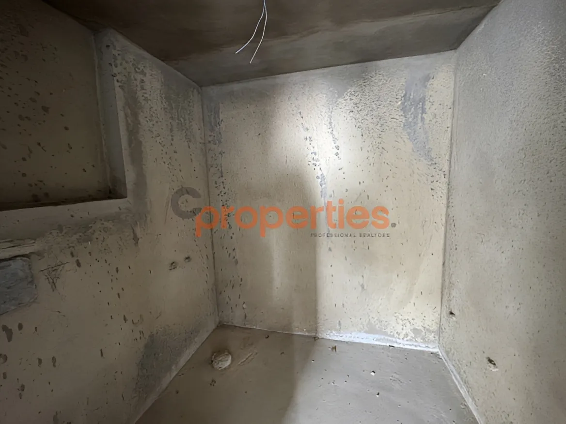Apartment for Sale in Ain Aar