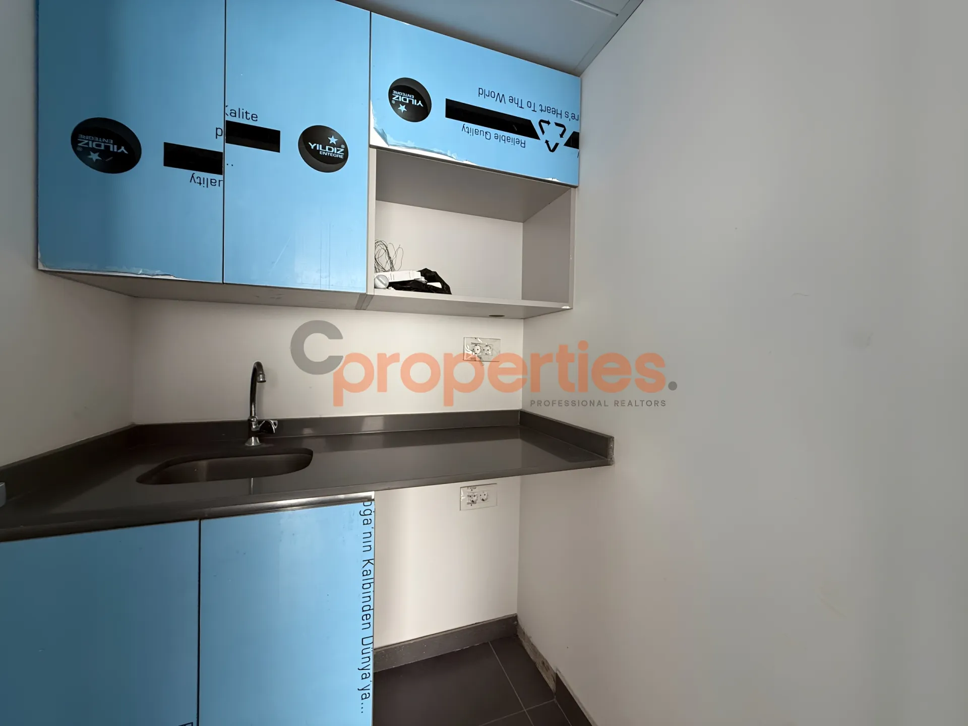 Office for Rent in Kaslik