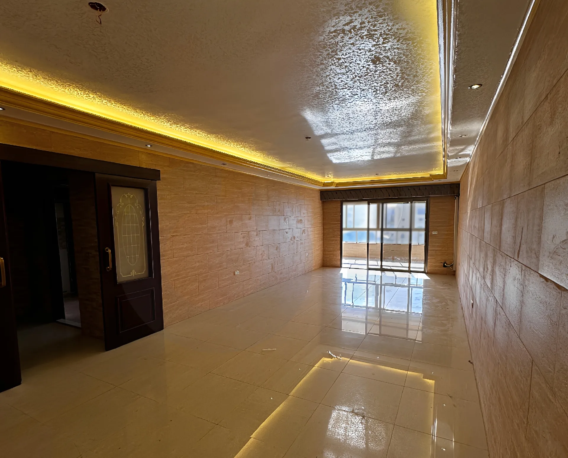 Apartment for Sale in Dawhet Aramoun