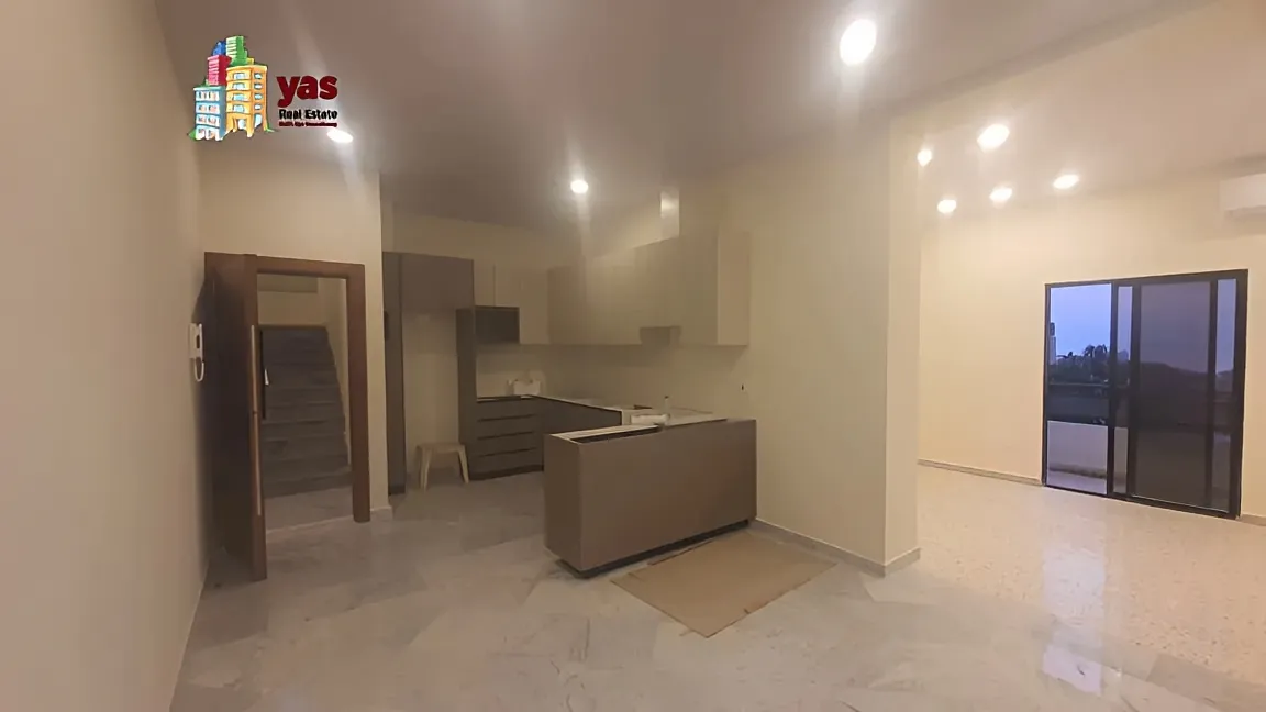 Apartment for Sale in Bouar - 3 bed, 4 bath