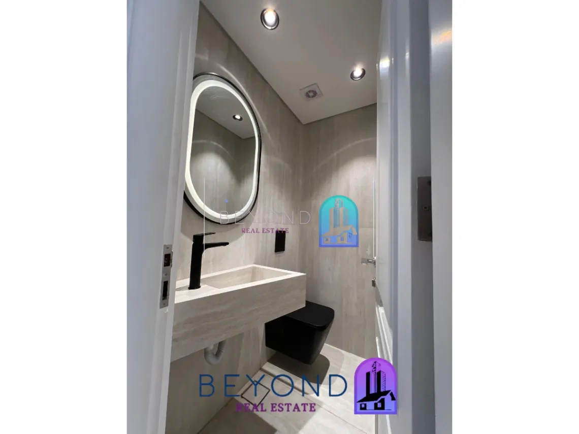 Apartment for sale in Ain Al Tineh, Bayrut, Lebanon
