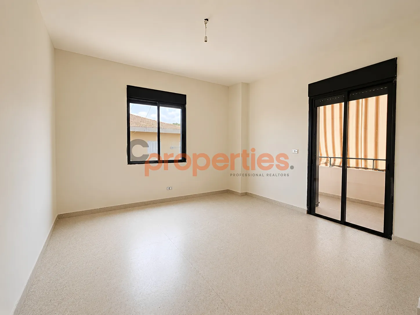 Apartment for Rent in Haret Sakher