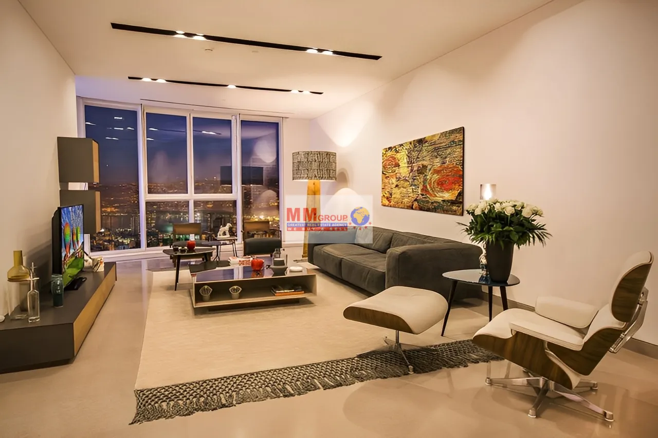 Apartment for Sale in Achrafieh - 3 bed, 5 bath