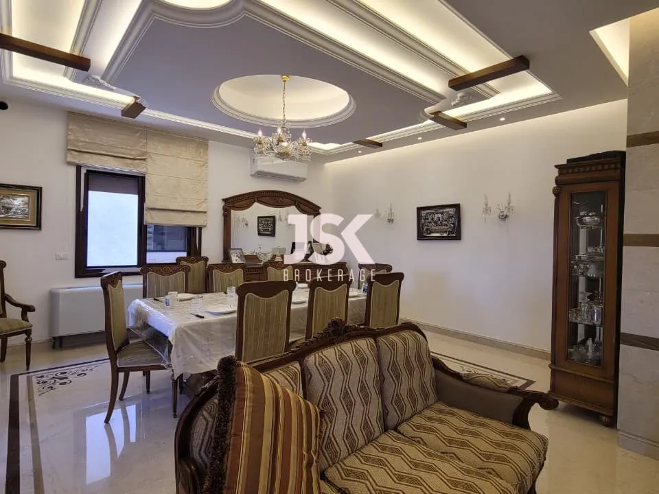 Building for Sale in Zahlé