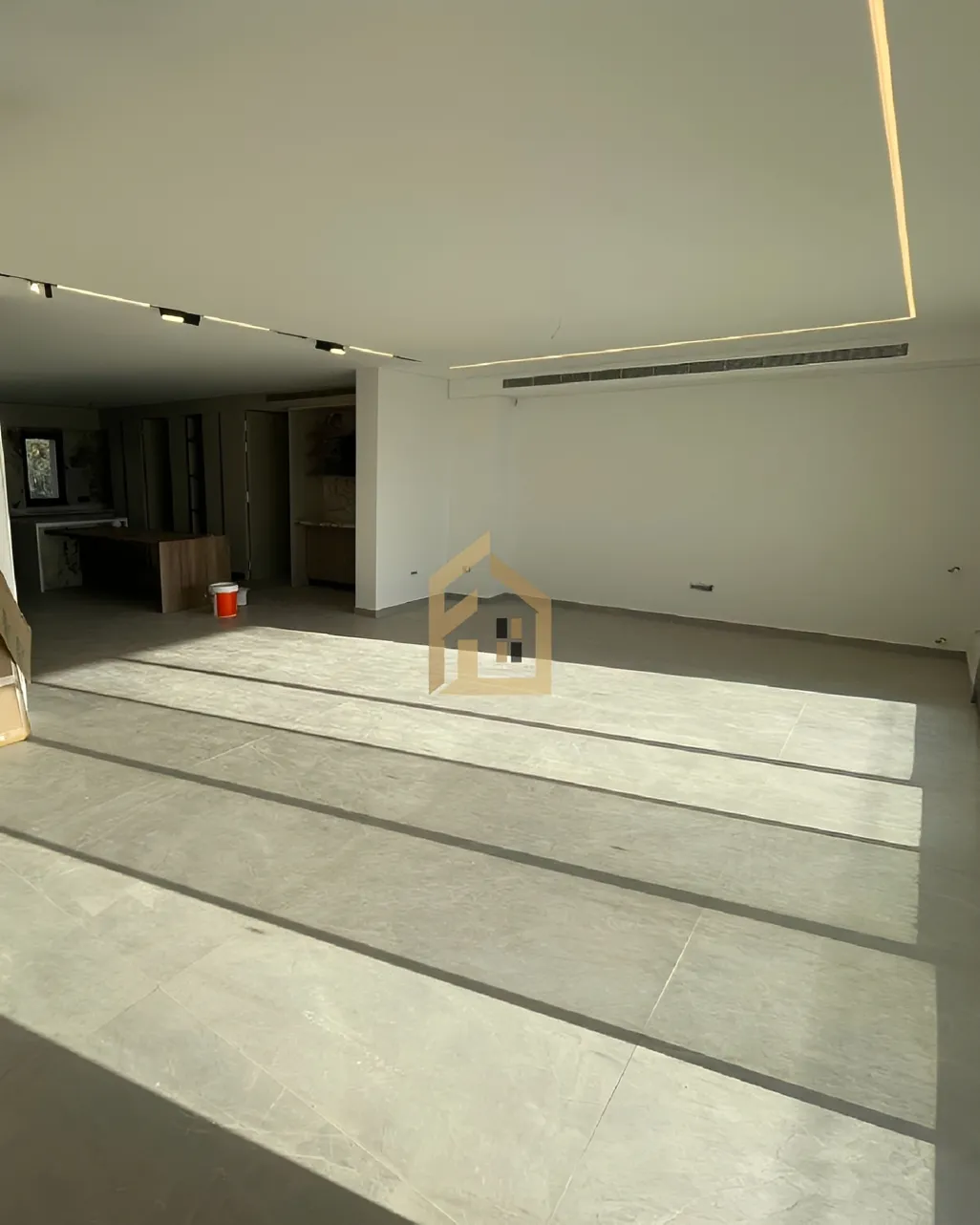 Apartment for rent in Bqennaya, Lebanon - 4 bed, 3 bath