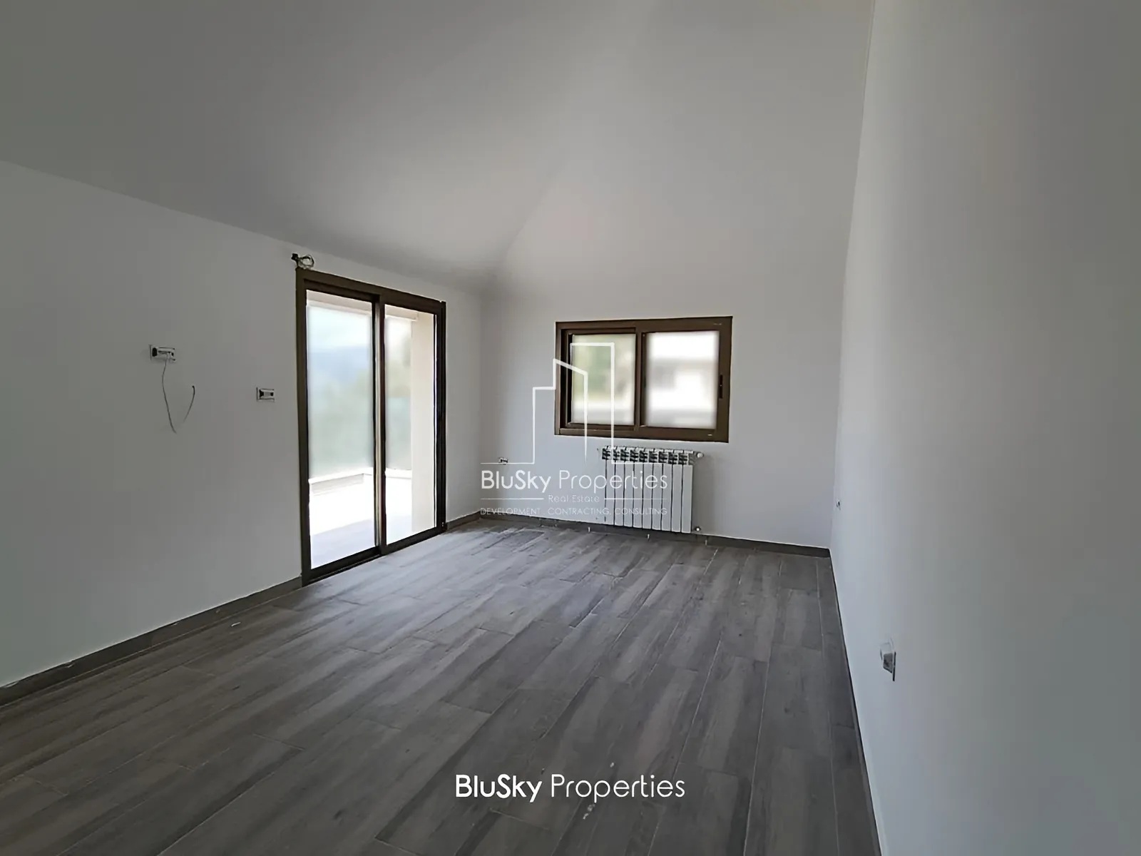 Apartment for Sale in Fatka - 2 bed, 3 bath