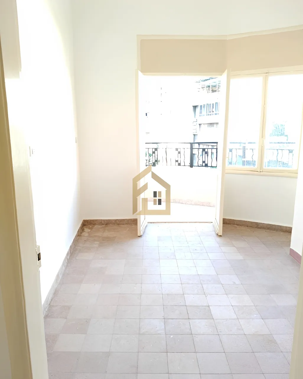 Apartment for rent in Aicha Bakkar, Bayrut, Lebanon - 1 bed, 1 bath