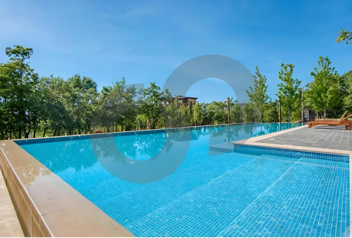Chalet for Sale in Faraiya