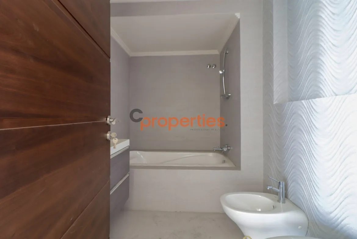 Apartment for Sale in Sioufi