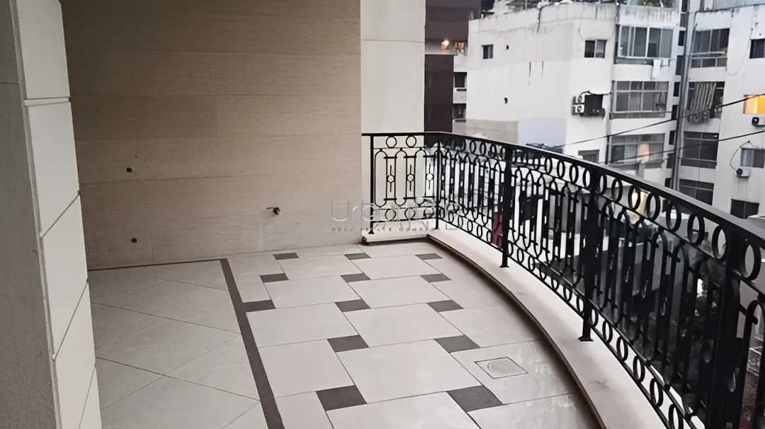 Apartment for Sale in Hotel Dieu St, Bayrut, Lebanon