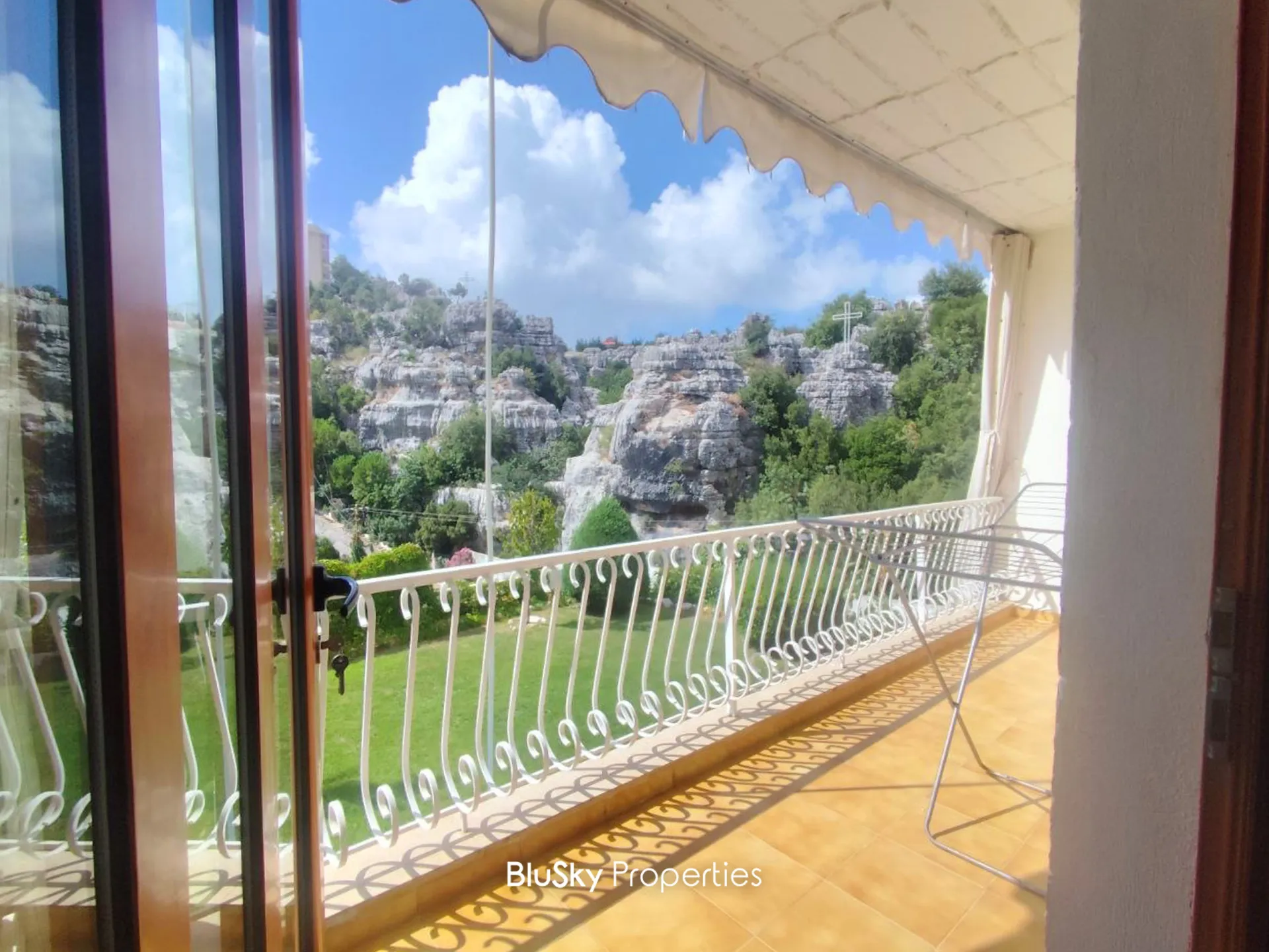 Chalet for sale in Faitroun, lebanon - 2 bed, 2.0 bath