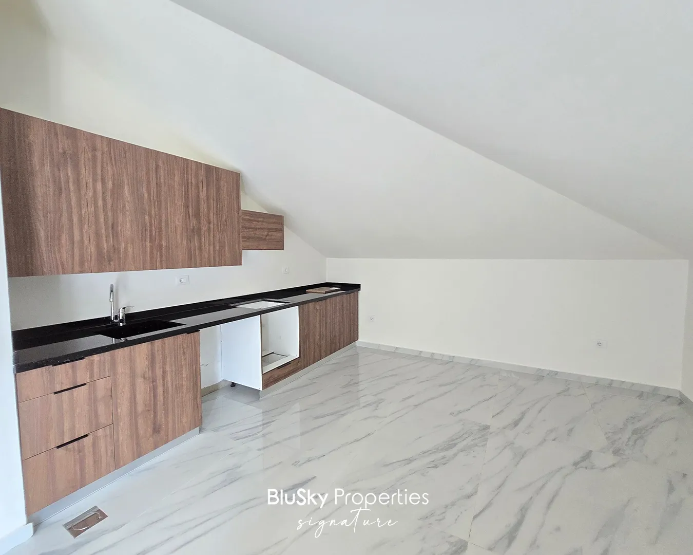 Apartment for sale in Mansourieh, lebanon - 3 bed, 4.0 bath
