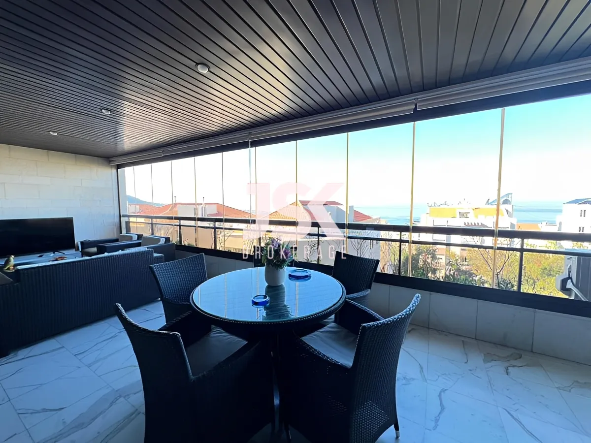 Apartment for Sale in Kfar Hbab, Lebanon - 4 bed, 5 bath