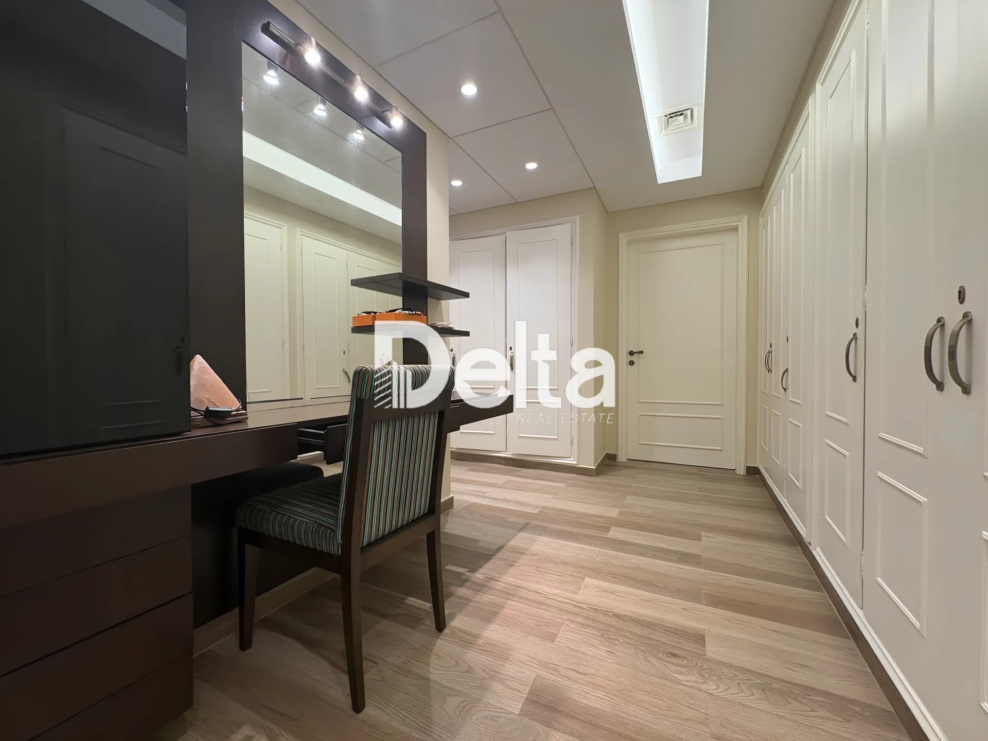 Apartment for rent in Raoucheh, beirut, lebanon