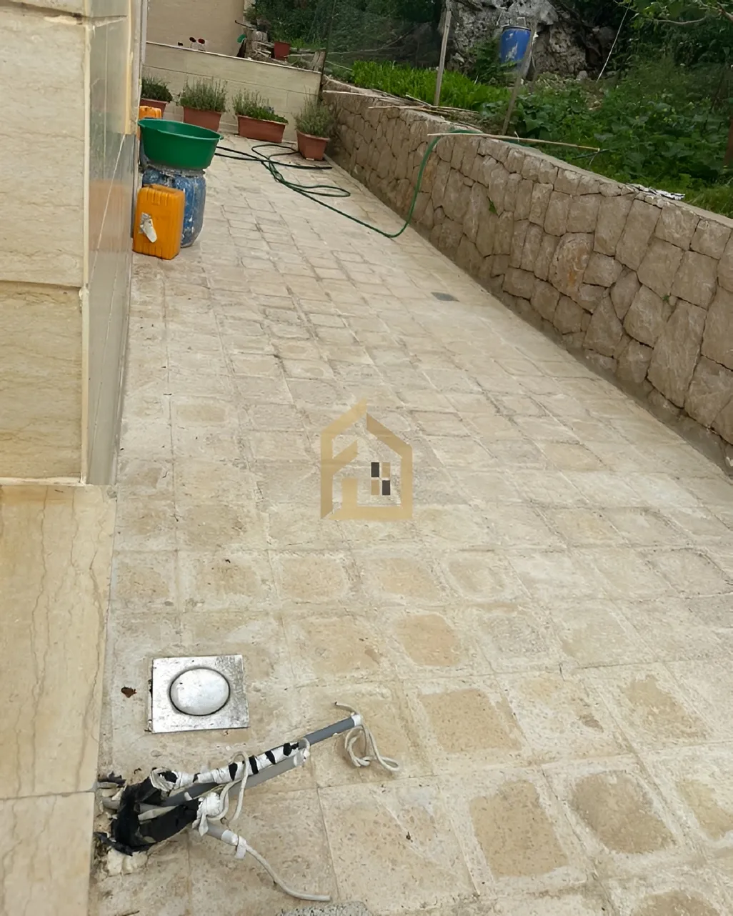 Apartment for sale in Ballouneh, Lebanon - 3 bed, 3 bath