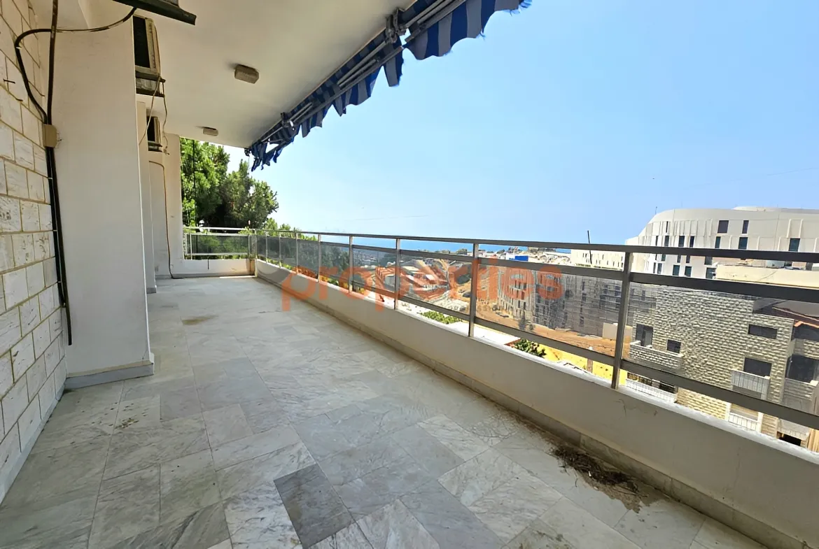 Apartment for Rent in Aaoukar - 4 bed, 3 bath