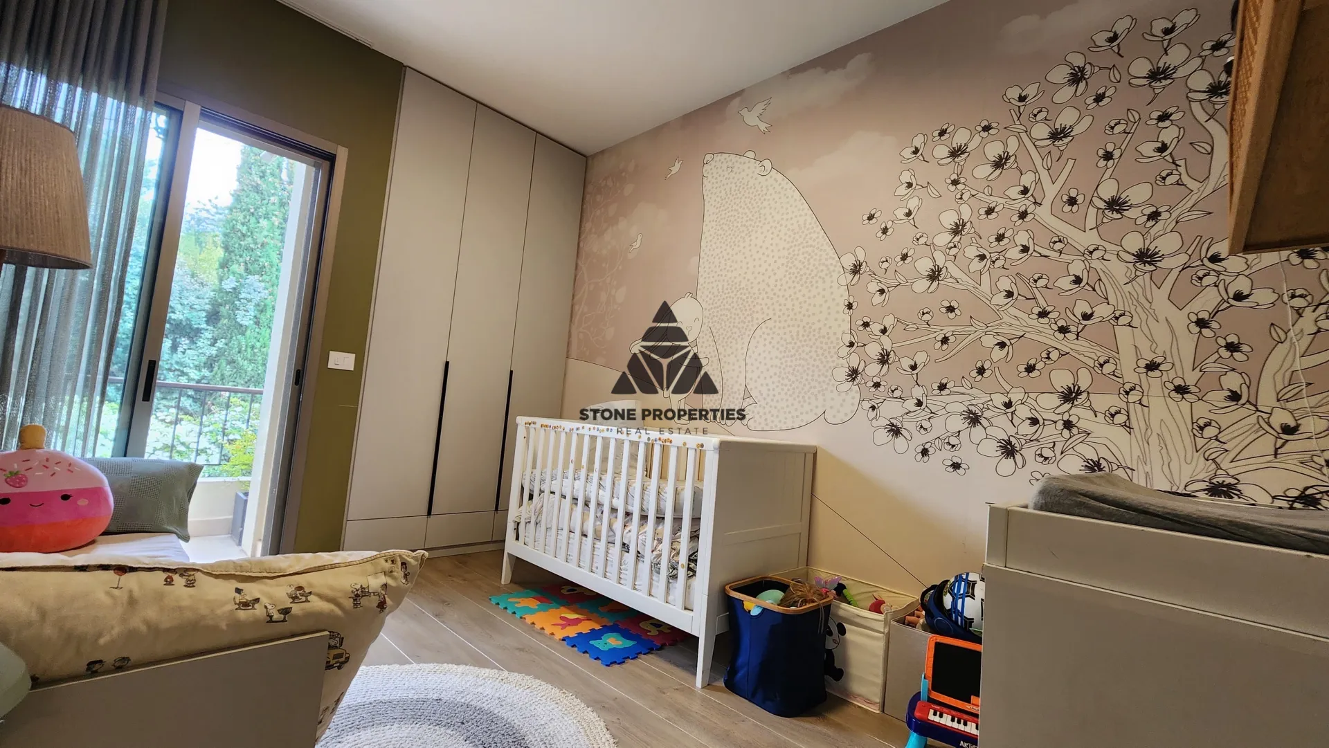 Apartment for sale in Ballouneh, lebanon