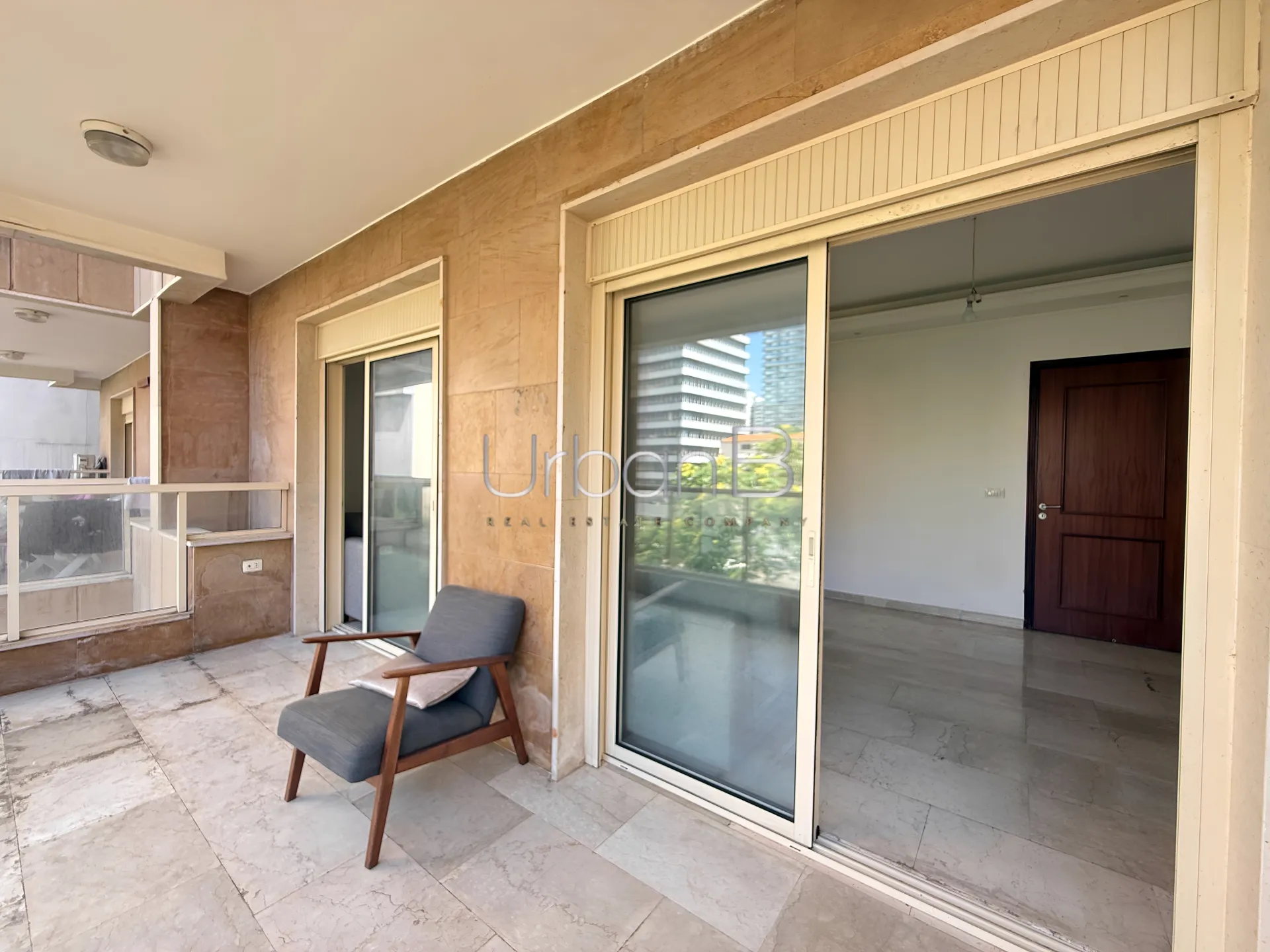 Apartment for sale in Minet el hosn, beirut, lebanon - 3 bed, 3.5 bath