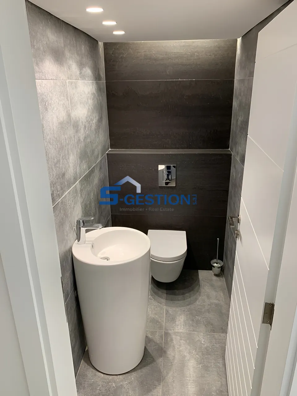 Apartment for Rent in Achrafieh
