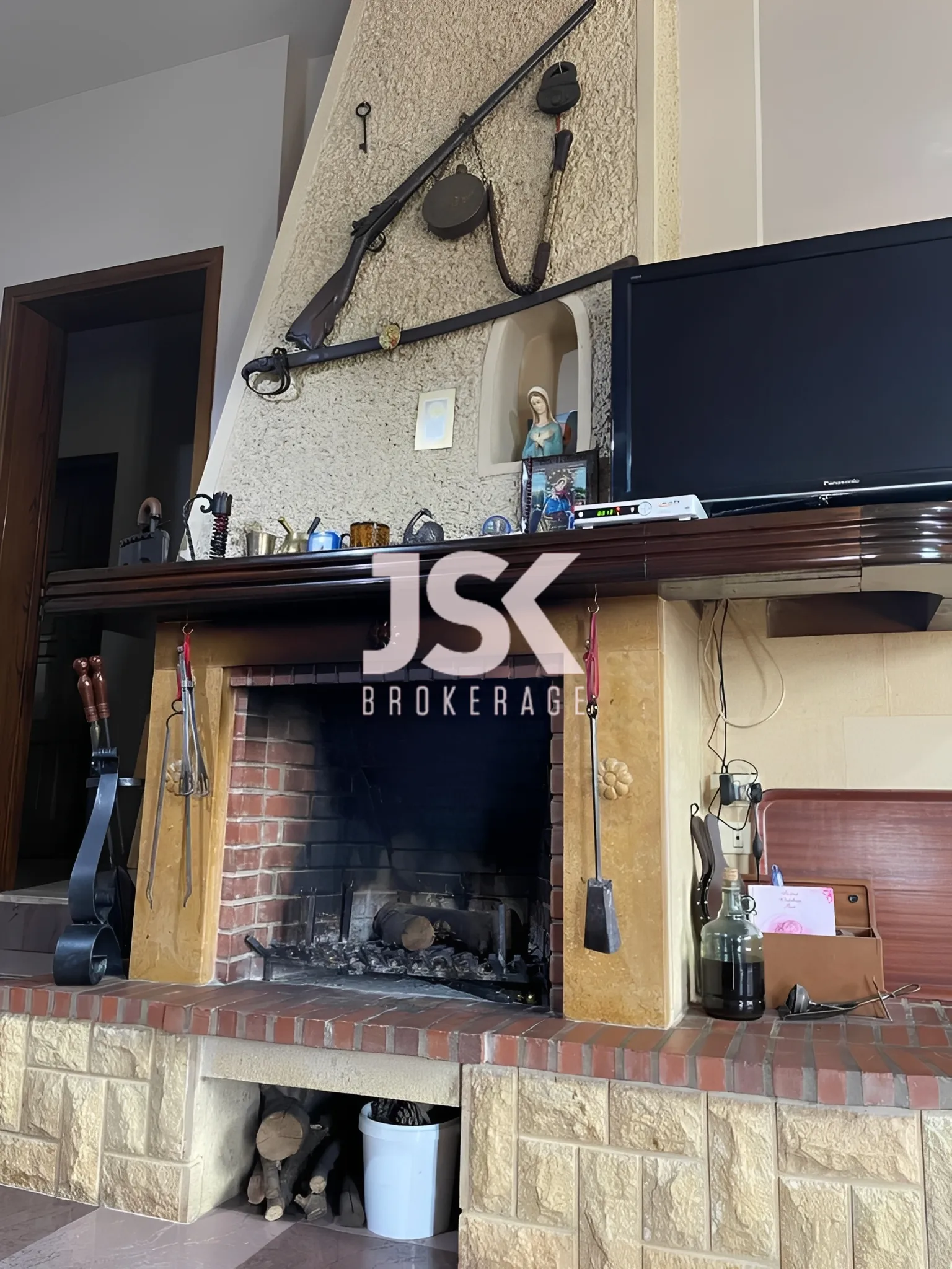 Villa for Sale in Qornet El Hamra, Lebanon