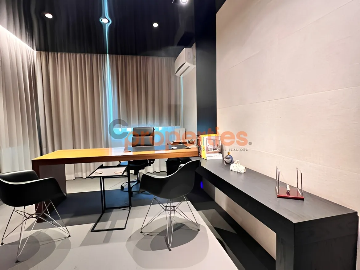 Office for Rent in Dekwaneh