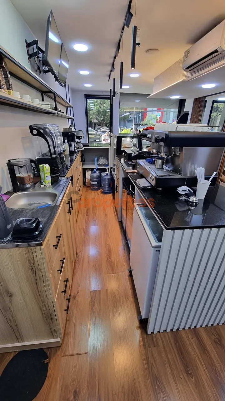 Office for Sale in Achrafieh